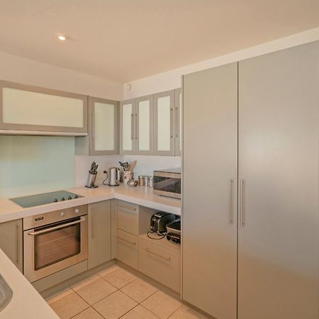Tairua Waterfront Retreat - Tairua Apartment Экстерьер фото