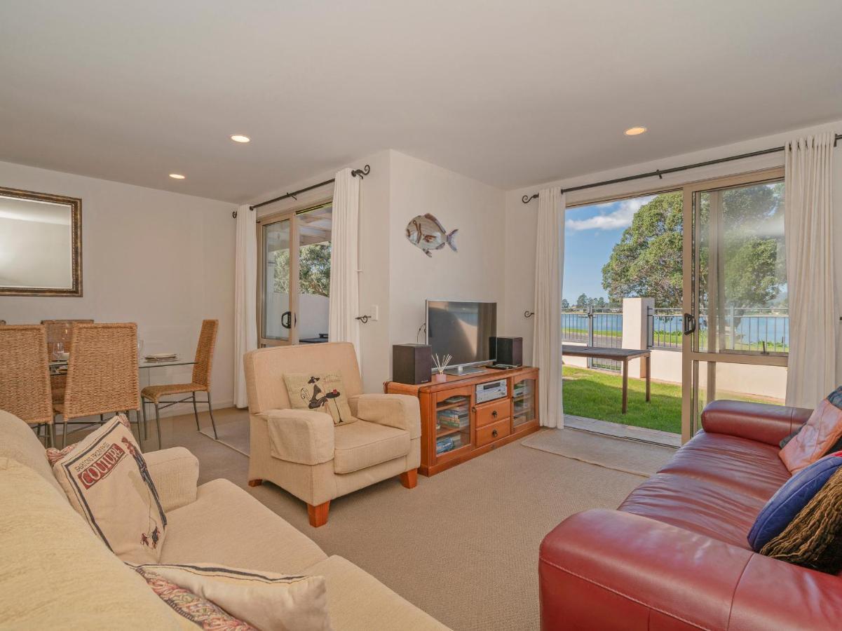 Tairua Waterfront Retreat - Tairua Apartment Экстерьер фото