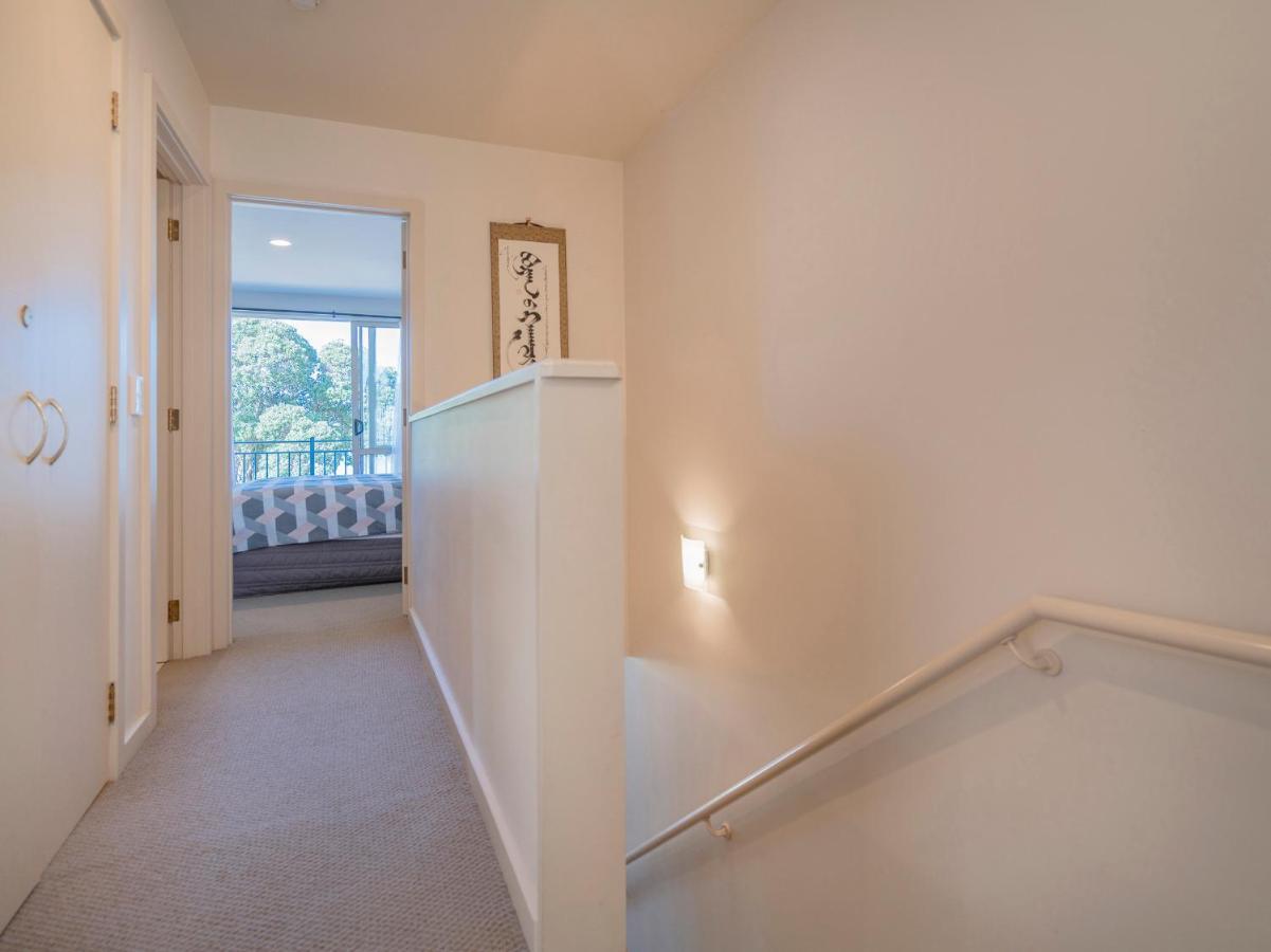 Tairua Waterfront Retreat - Tairua Apartment Экстерьер фото